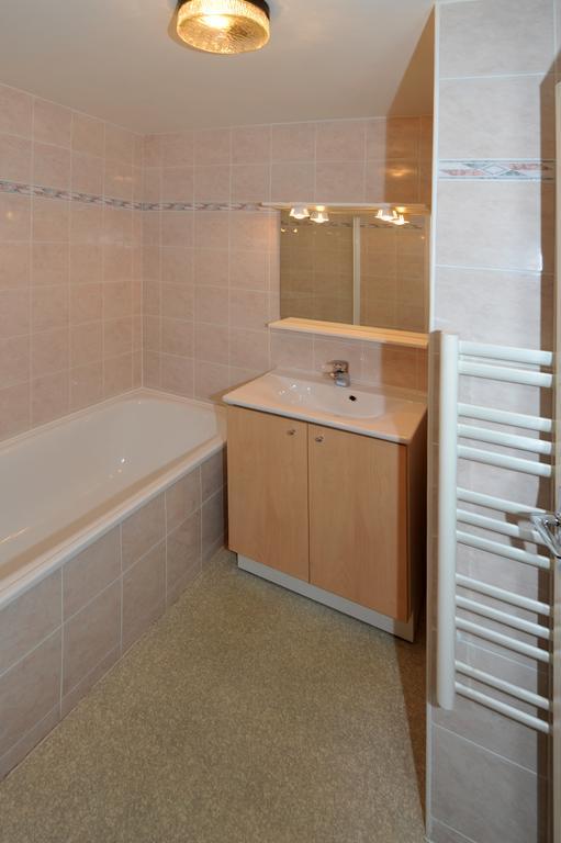 Azureva Les Menuires Aparthotel Saint-Martin-de-Belleville Exteriör bild